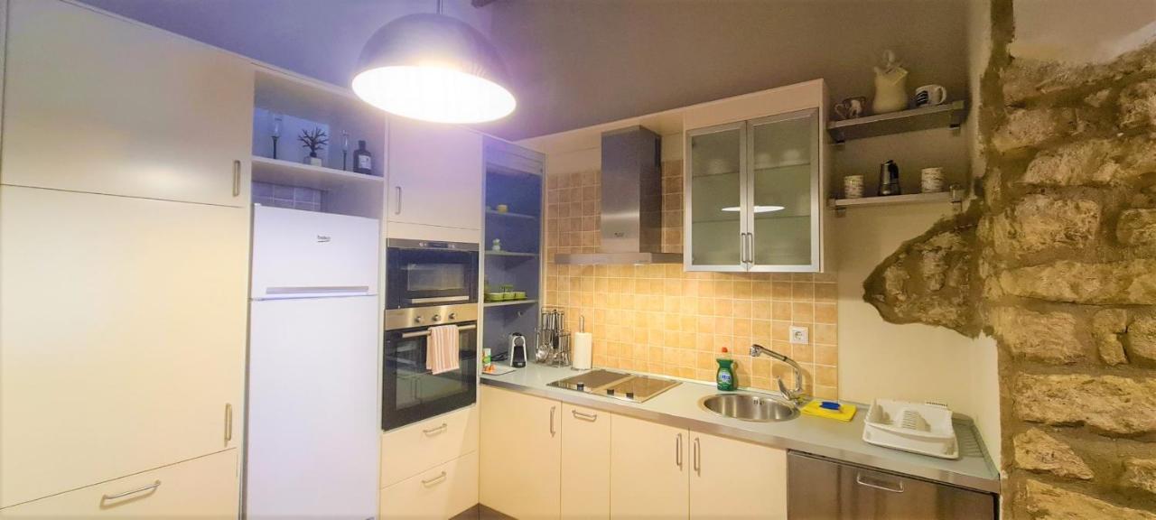 Lovely Centric Apartment อาลิกันเต ภายนอก รูปภาพ